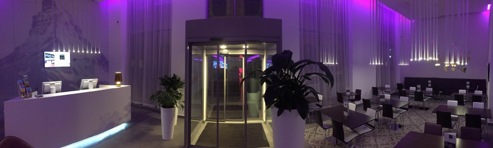 Reception, from the clinic website